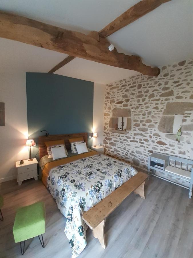 Les Chambres Du Couraud Saint-Aubin-des-Ormeaux Kültér fotó